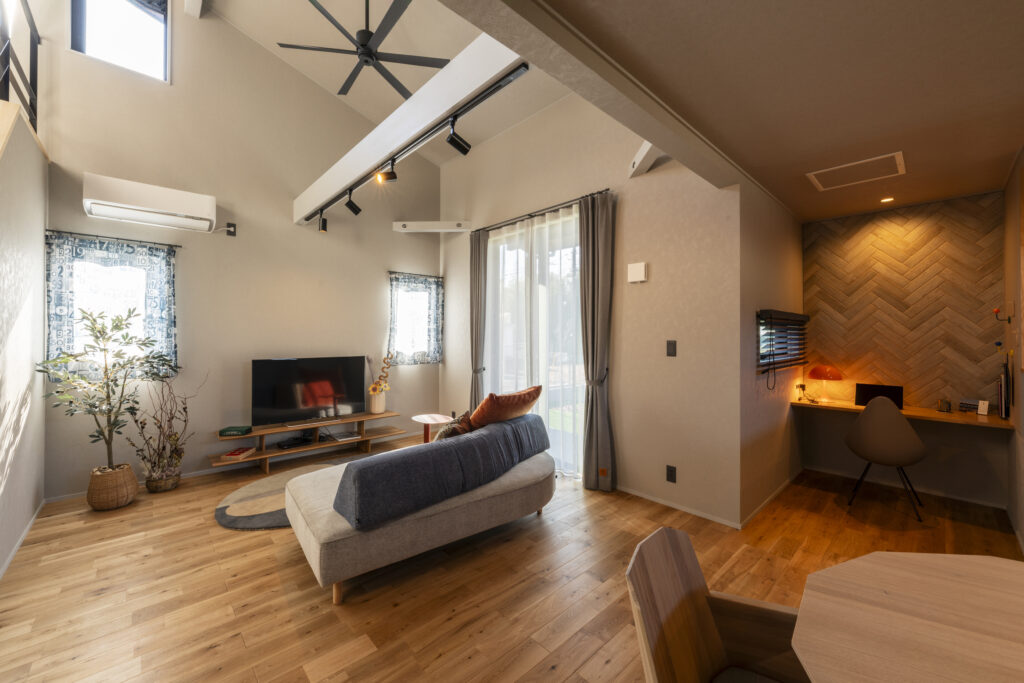 吹き抜けのある家って、やっぱりいい！二階建ての魅力について